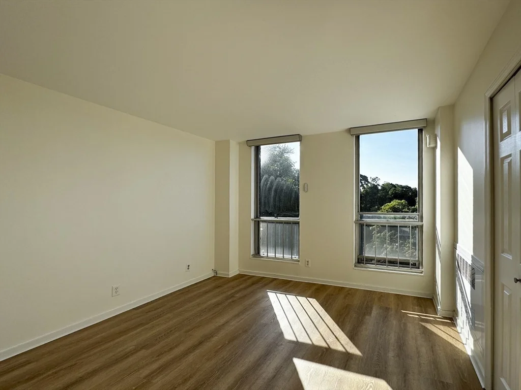 2 bed, 2 bath apartment for rent at 99 Pond Ave Unit 806, Brookline Village — photo 9 of 36