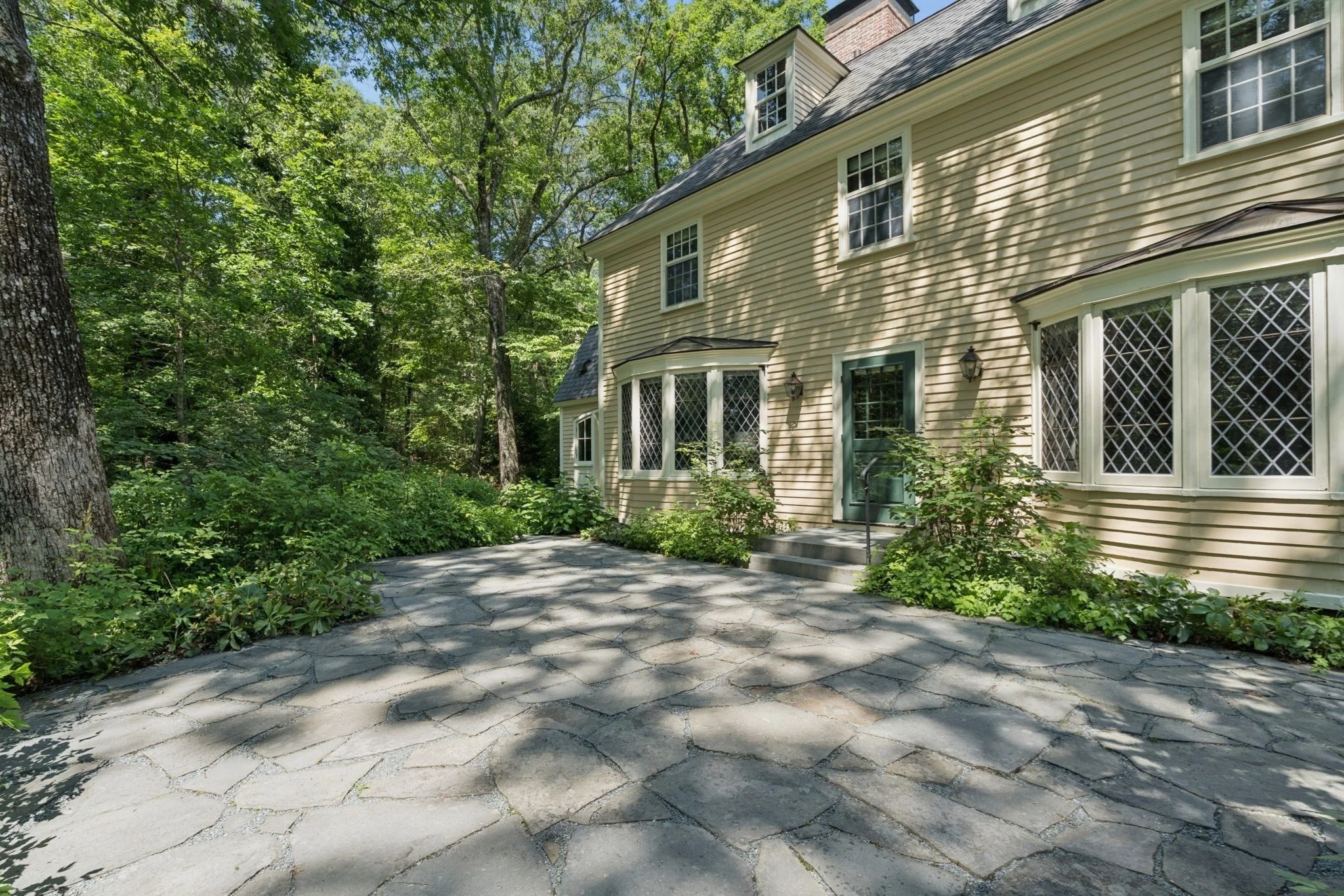 4 bed, 3 bath apartment for rent at 99 Pond Rd Unit 99, Wellesley — photo 31 of 40