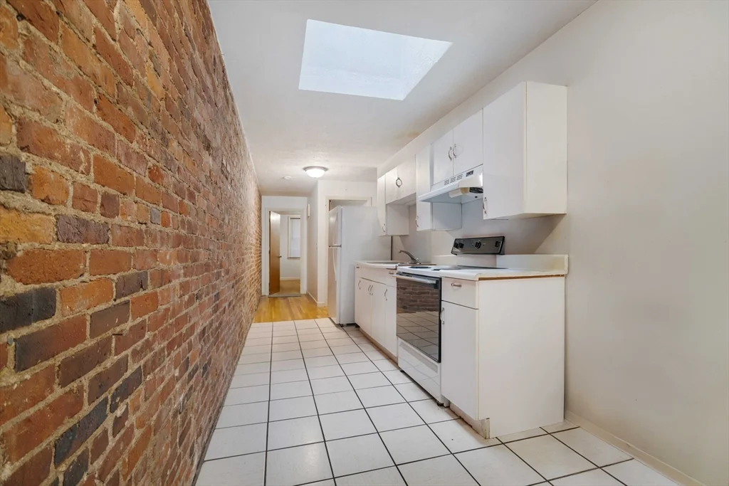 2 bed, 1 bath apartment for rent at 99 Prince St Unit 1, North End — photo 1 of 12