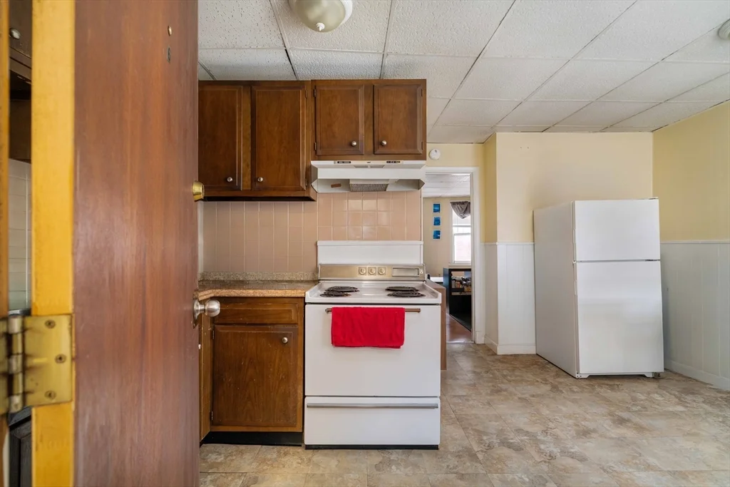 1 bed, 1 bath apartment for rent at 99 Prince St Unit 6, North End — photo 2 of 14