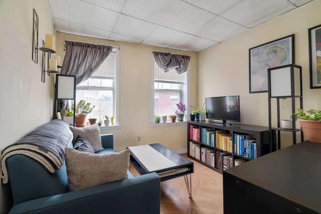 1 bed, 1 bath apartment for rent at 99 Prince St Unit 6, North End — photo 6 of 14