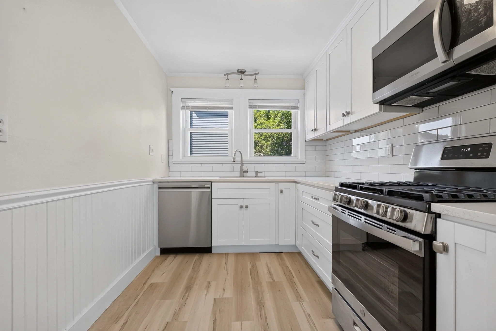2 bed, 1 bath apartment for rent at 99 Russel Unit 1, North Quincy — photo 7 of 23