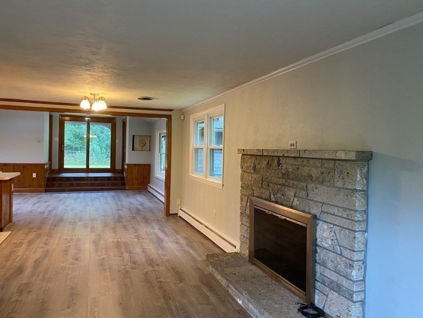 4 bed, 2 bath apartment for rent at 99 School St Unit 0, Avon — photo 3 of 14