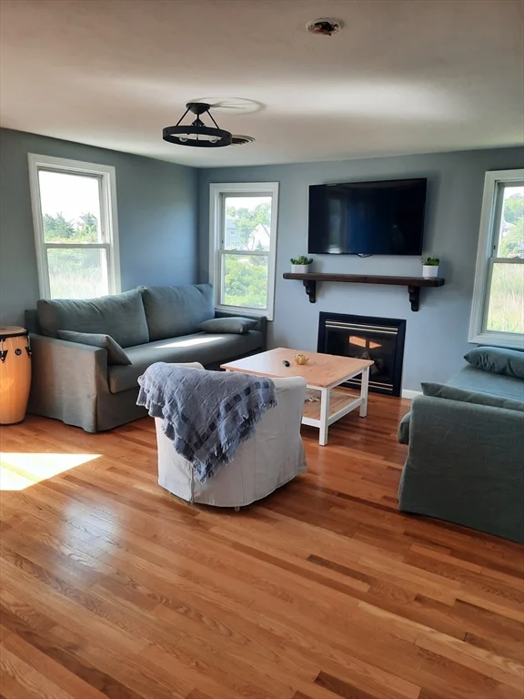 3 bed, 2 bath apartment for rent at 99 Scituate Ave Unit 99, Scituate — photo 6 of 11