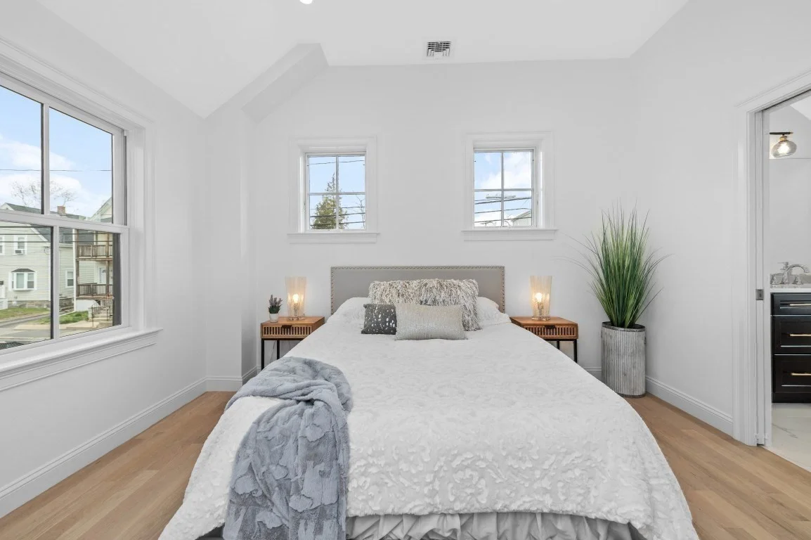 3 bed, 2 bath apartment for rent at 99 Sumner St Unit 1, Quincy — photo 11 of 23