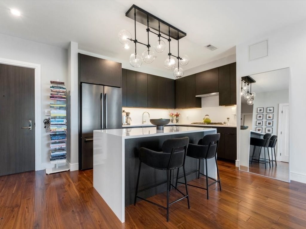 2 bed, 2 bath apartment for rent at 99 Sumner St Unit 321, East Boston — photo 4 of 25