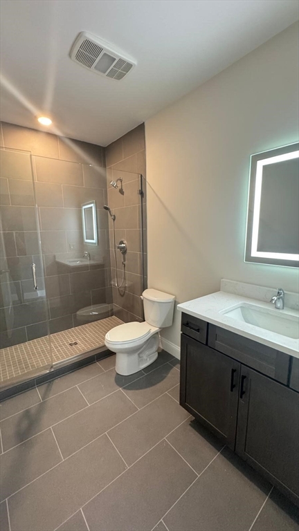 3 bed, 1 bath apartment for rent at 99 Temple St Unit 2, Revere — photo 10 of 13