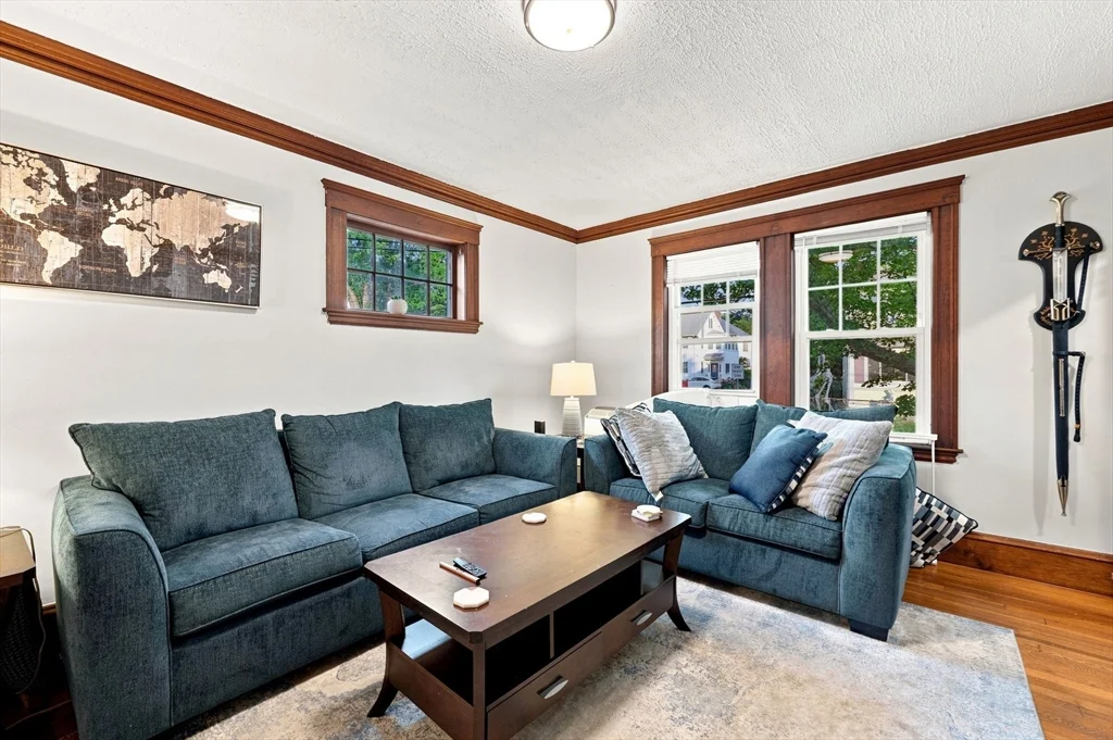 2 bed, 1 bath apartment for rent at 99 Thorndike St Unit 1, Arlington — photo 5 of 31