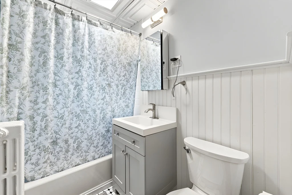 2 bed, 1 bath apartment for rent at 99 Thorndike St Unit 1, Arlington — photo 17 of 31