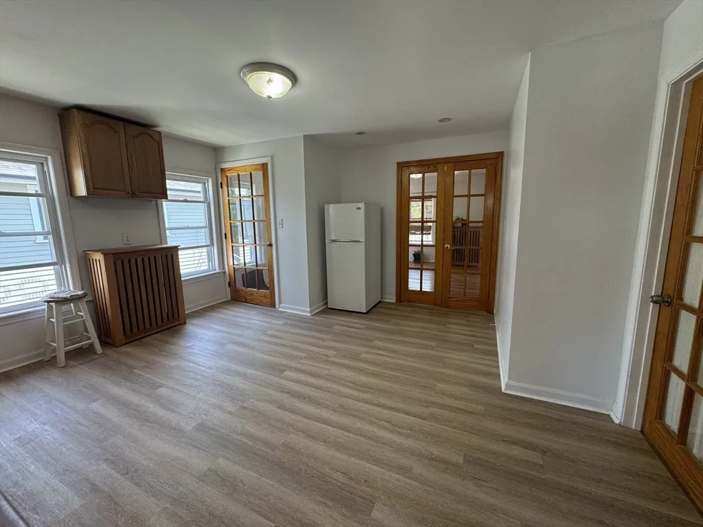 3 bed, 2 bath apartment for rent at 99 Union St Unit 99, Brighton — photo 5 of 24