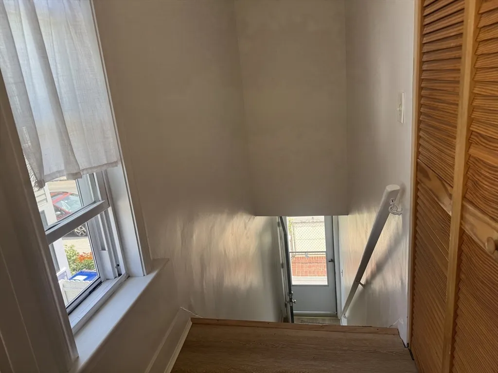 3 bed, 2 bath apartment for rent at 99 Union St Unit 99, Brighton — photo 21 of 24