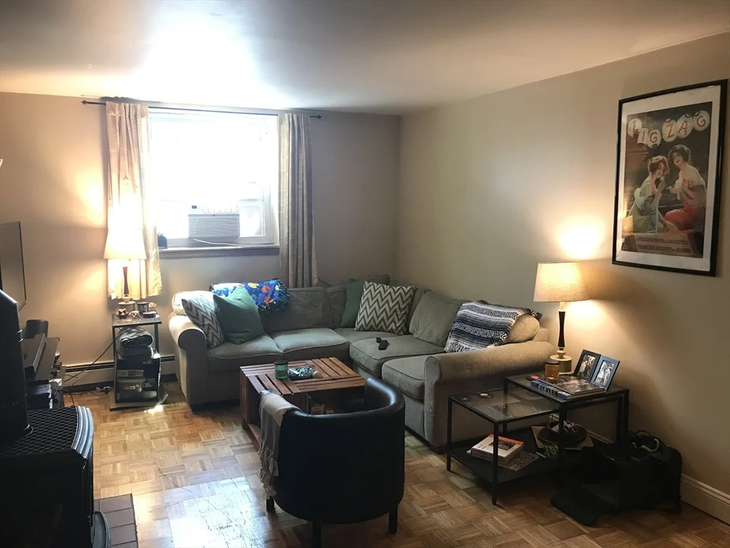 2 bed, 1 bath apartment for rent at 99 W 4th St Unit 1B, South Boston — photo 1 of 16