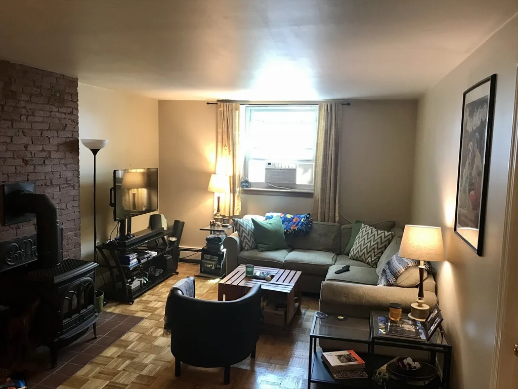 2 bed, 1 bath apartment for rent at 99 W 4th St Unit 1B, South Boston — photo 2 of 16