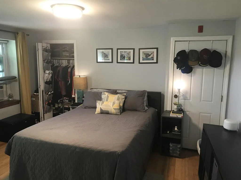 2 bed, 1 bath apartment for rent at 99 W 4th St Unit 1B, South Boston — photo 9 of 16