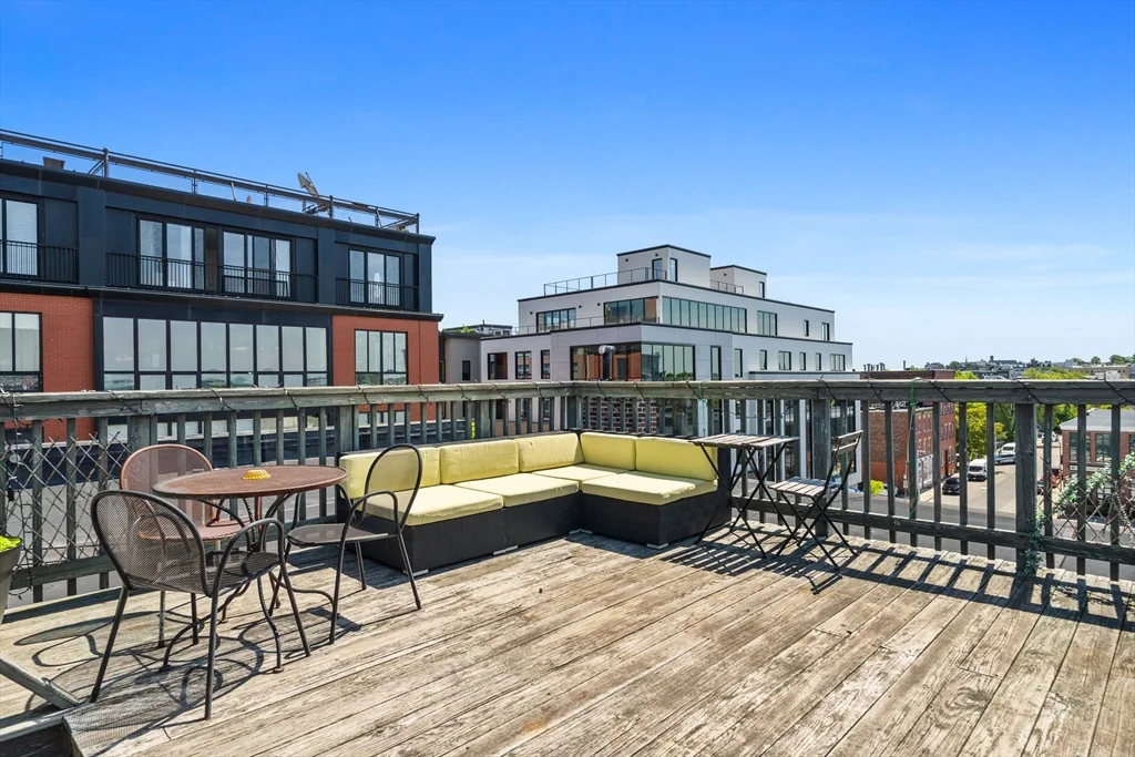 2 bed, 1 bath apartment for rent at 99 W 4th Unit 1A, South Boston — photo 9 of 9