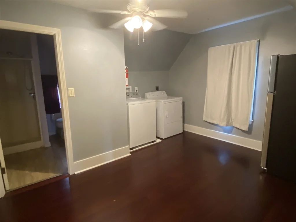 4 bed, 2 bath apartment for rent at 99 Walnut St Unit 2-2, Malden — photo 11 of 13