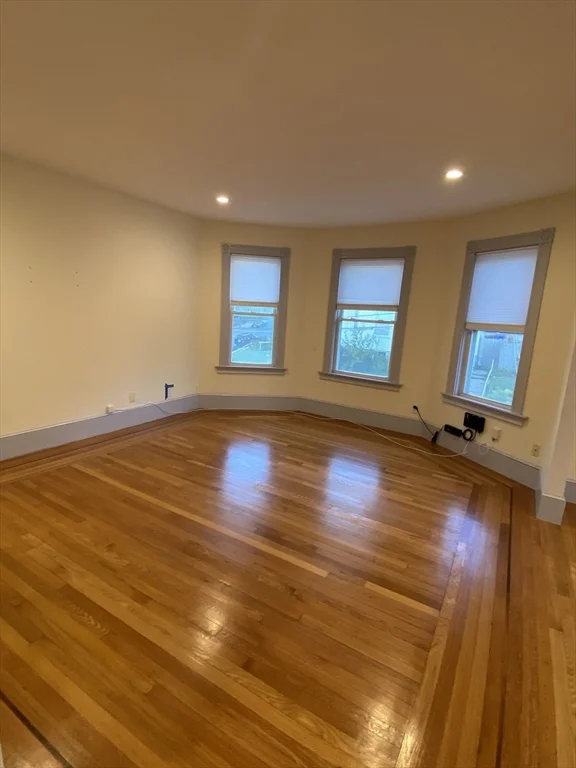 4 bed, 2 bath apartment for rent at 99 Walnut St Unit 2-2, Malden — photo 7 of 13