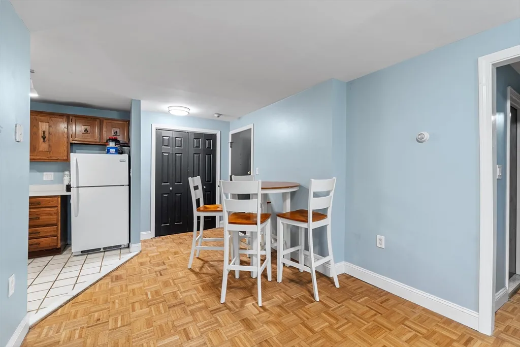 2 bed, 1 bath apartment for rent at 99 W 4th St Unit 1A, South Boston — photo 3 of 9