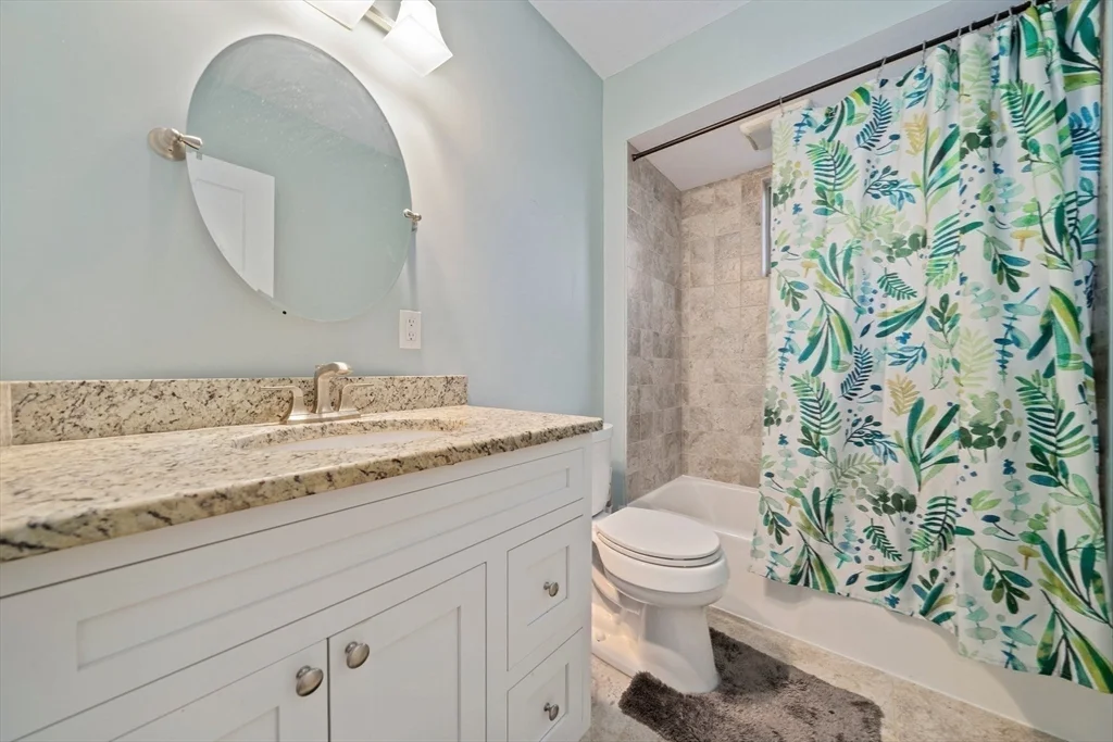 2 bed, 1 bath apartment for rent at 99 Yeomans Ave Unit 99, Medford — photo 15 of 17