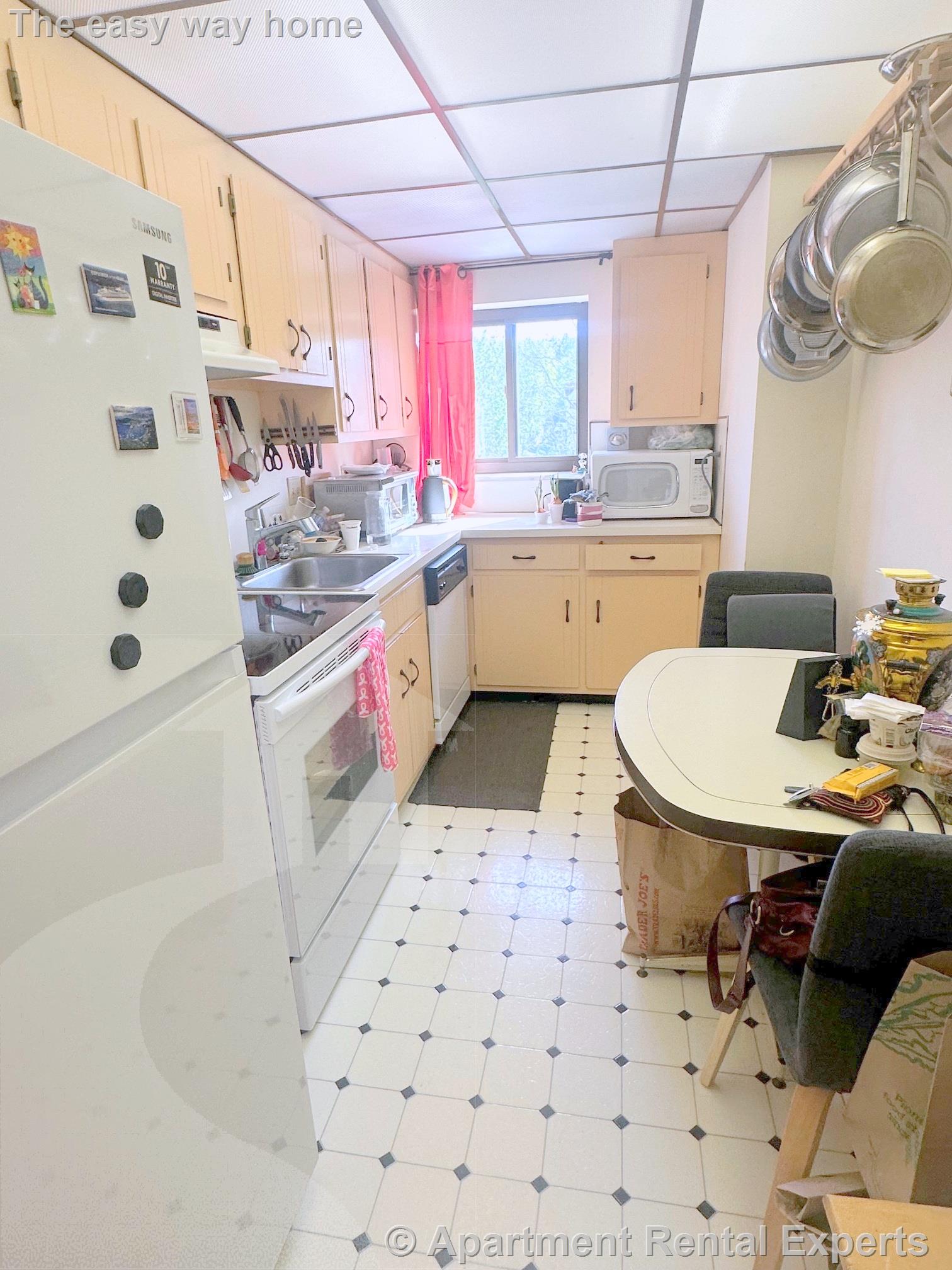 1 bed, 1 bath apartment for rent at 990 Massachusetts Ave Unit 60, Arlington Heights — photo 2 of 17