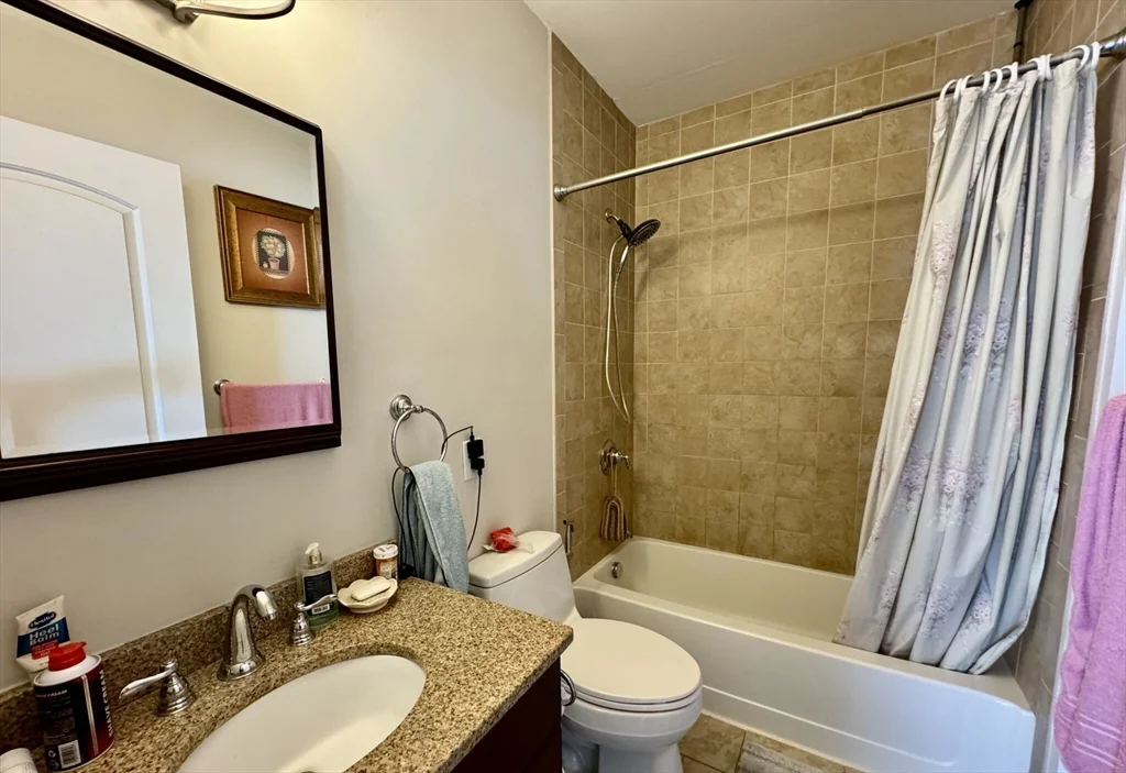 2 bed, 1 bath apartment for rent at 990 Vfw Pkwy Unit 304, West Roxbury — photo 8 of 11