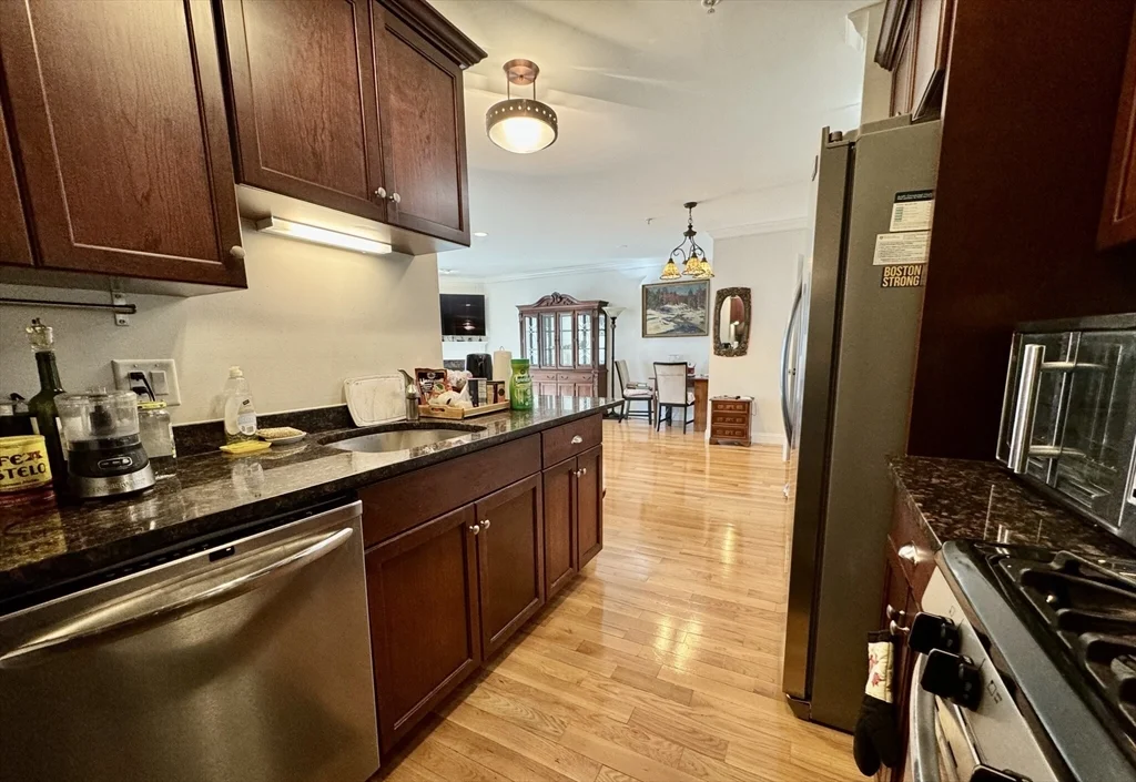 2 bed, 1 bath apartment for rent at 990 Vfw Pkwy Unit 304, West Roxbury — photo 3 of 11