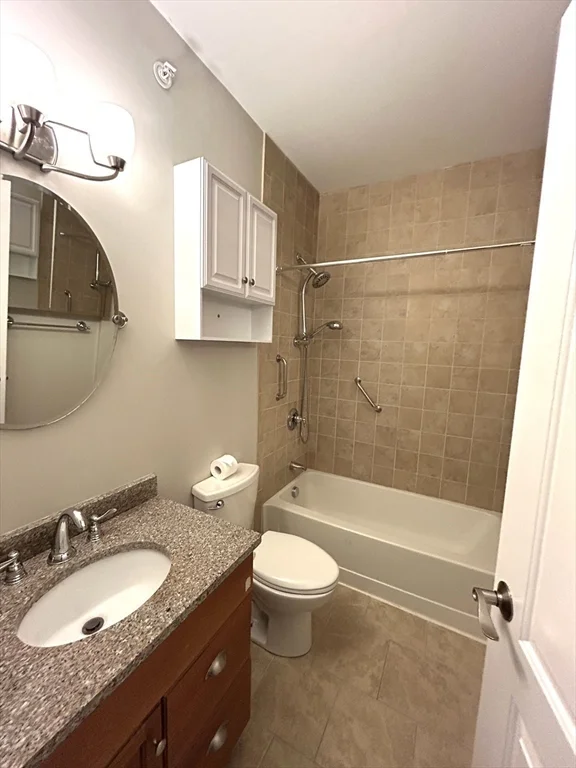 2 bed, 2 bath apartment for rent at 990 Vfw Pkwy Unit 402, West Roxbury — photo 12 of 16