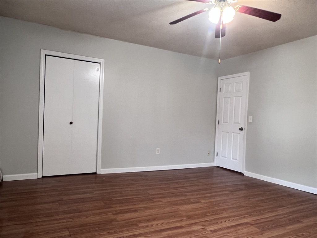 3 bed, 1 bath apartment for rent at 991 County St Unit 1, Fall River — photo 10 of 18