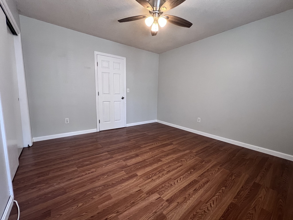 3 bed, 1 bath apartment for rent at 991 County St Unit 1, Fall River — photo 12 of 18