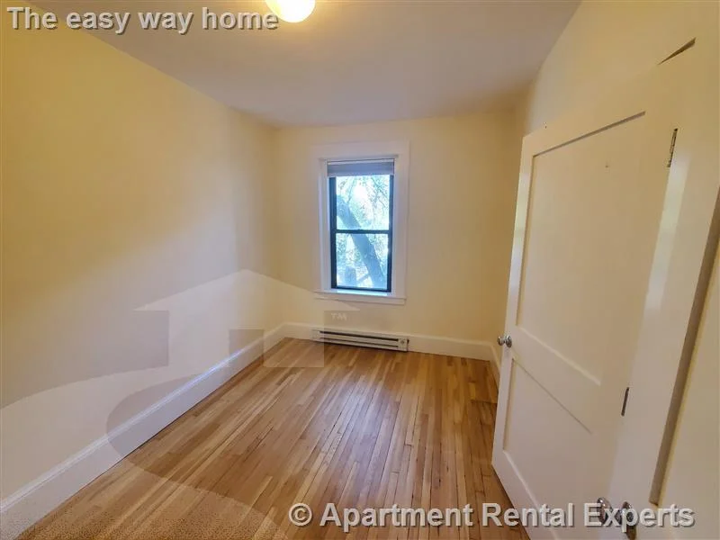 1 bed, 1 bath apartment for rent at 991 Massachusetts Ave Unit 5, Harvard Square — photo 5 of 8