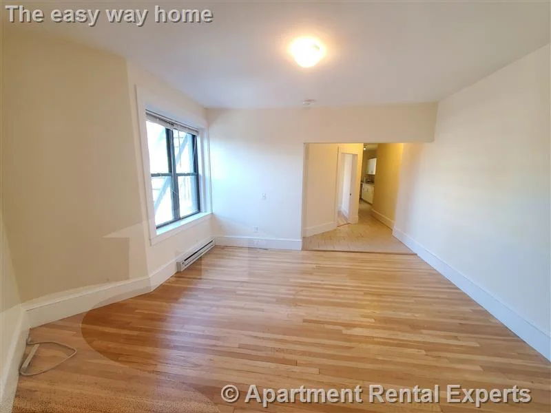 1 bed, 1 bath apartment for rent at 991 Massachusetts Ave Unit 5, Harvard Square