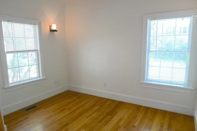4 bed, 2 bath apartment for rent at 992 Greendale Ave, Needham Heights — photo 6 of 10