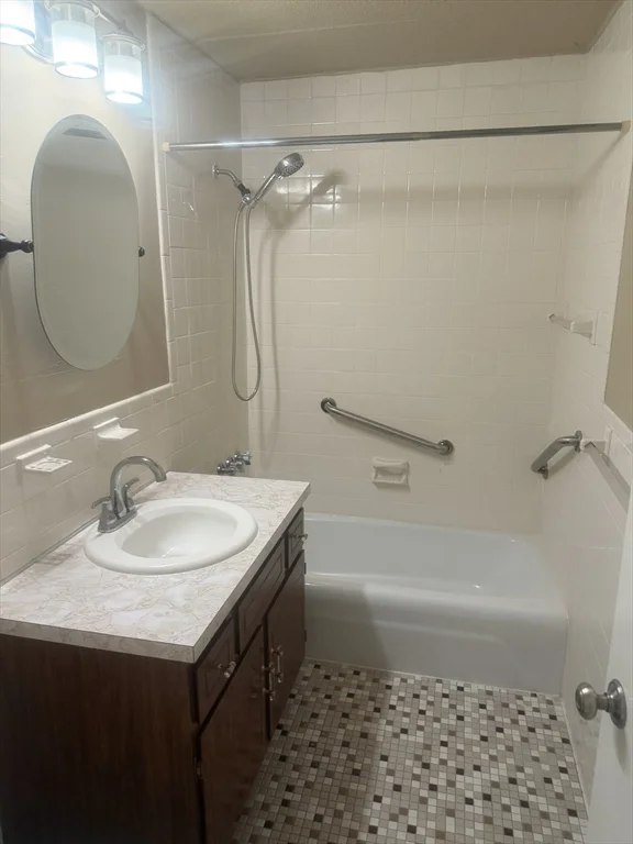 1 bed, 1 bath apartment for rent at 993 Massachusetts Ave Unit 311, Arlington — photo 7 of 18