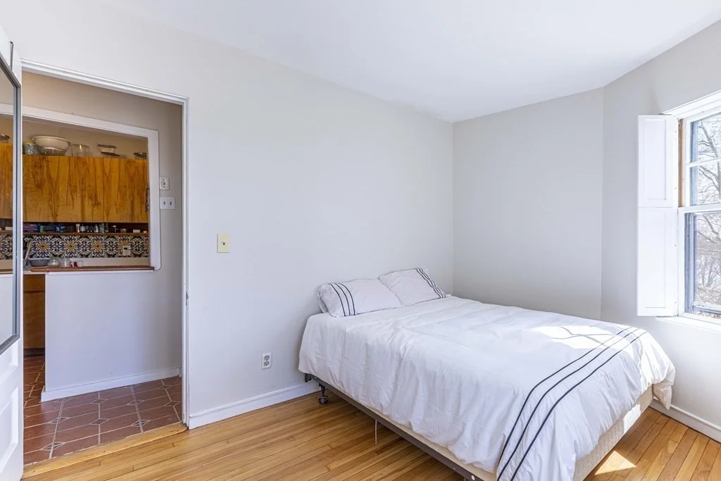 2 bed, 1 bath apartment for rent at 993 Memorial Dr Unit 201, West Cambridge — photo 17 of 27