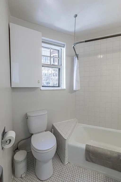 2 bed, 1 bath apartment for rent at 993 Memorial Dr Unit 201, West Cambridge — photo 18 of 27