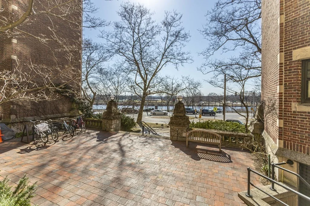 2 bed, 1 bath apartment for rent at 993 Memorial Dr Unit 201, West Cambridge