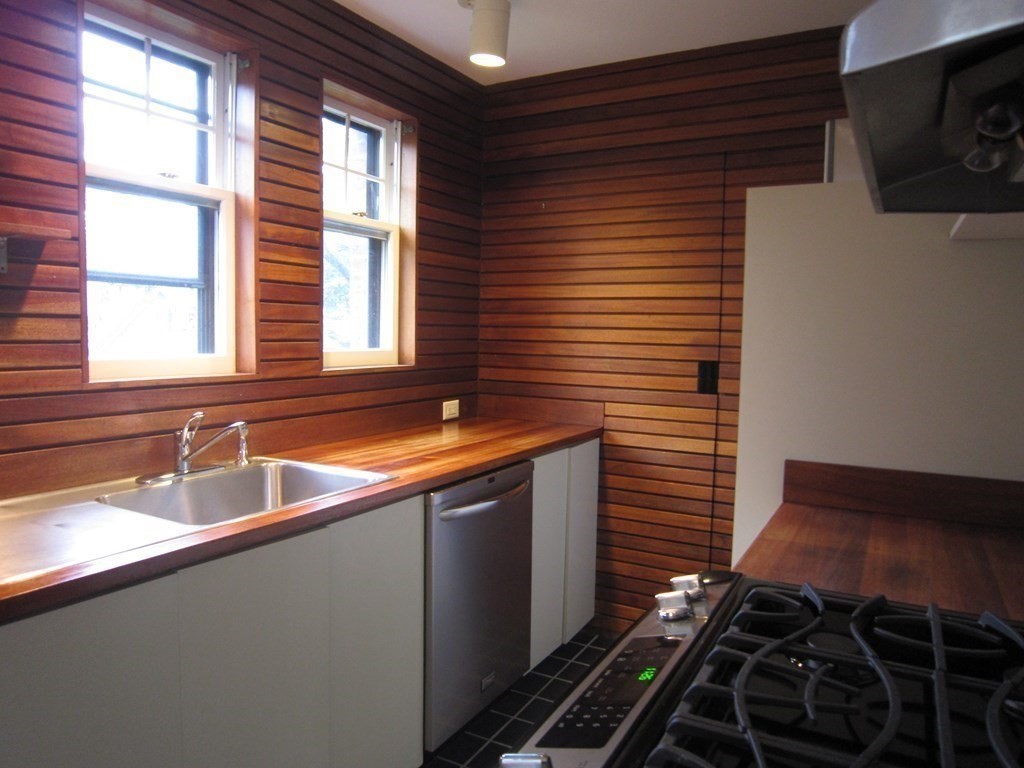 2 bed, 2 bath apartment for rent at 993 Memorial Dr Unit 302, Harvard Square — photo 5 of 12