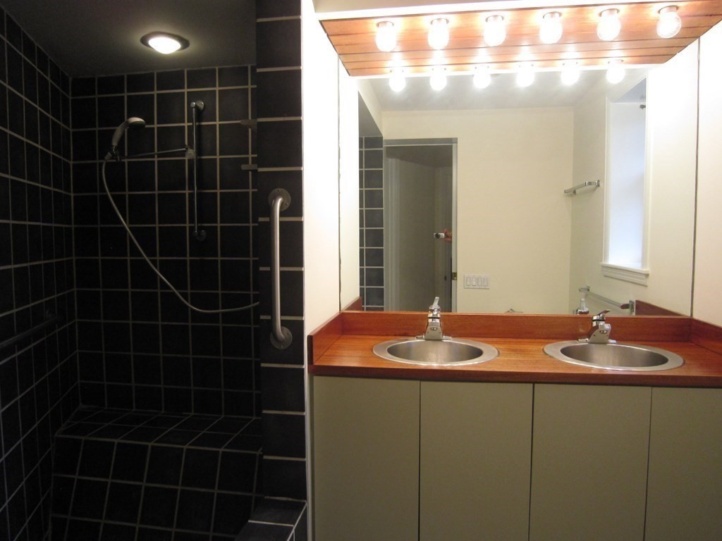 2 bed, 2 bath apartment for rent at 993 Memorial Dr Unit 302, Harvard Square — photo 12 of 12