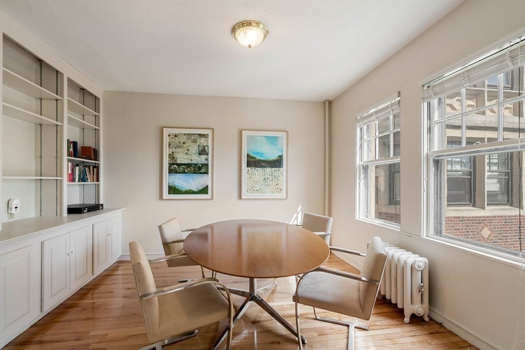 2 bed, 2 bath apartment for rent at 993 Memorial Dr Unit 503, Harvard Square — photo 5 of 20