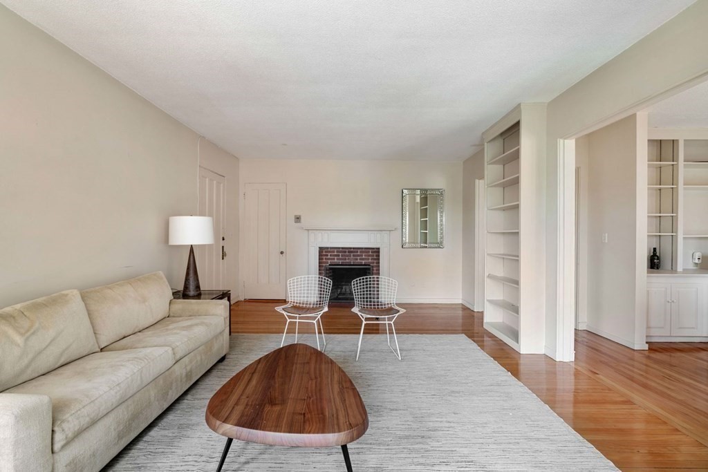 2 bed, 2 bath apartment for rent at 993 Memorial Dr Unit 503, Harvard Square — photo 4 of 20