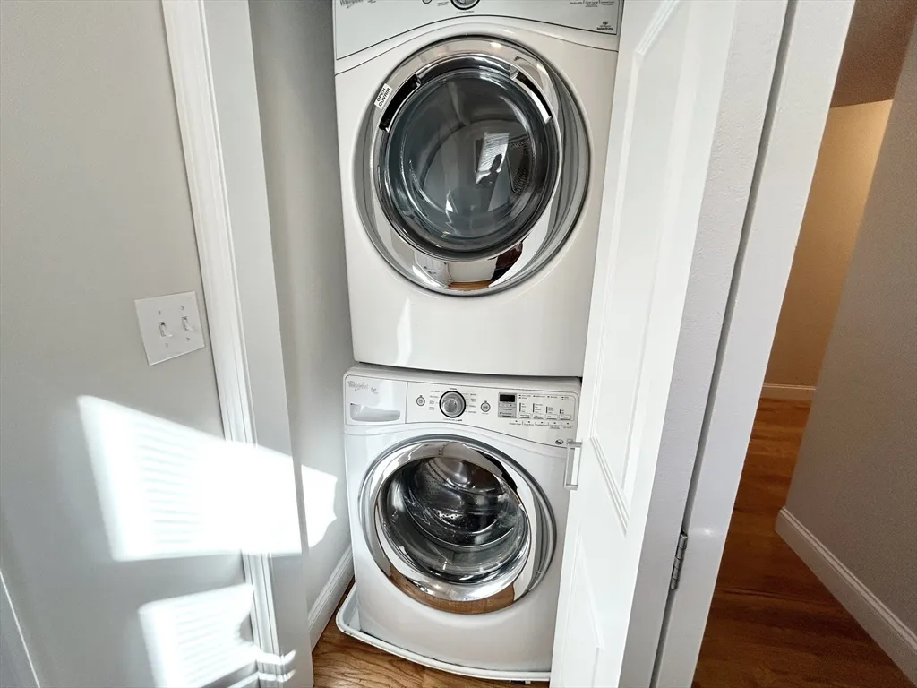 3 bed, 2 bath apartment for rent at 995 Dorchester Ave Unit 2, Dorchester — photo 9 of 9