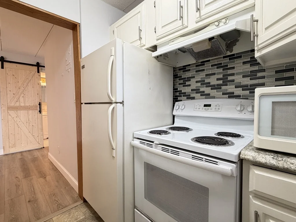 2 bed, 1 bath apartment for rent at 995 Massachusetts Ave Unit 505, Arlington — photo 15 of 38