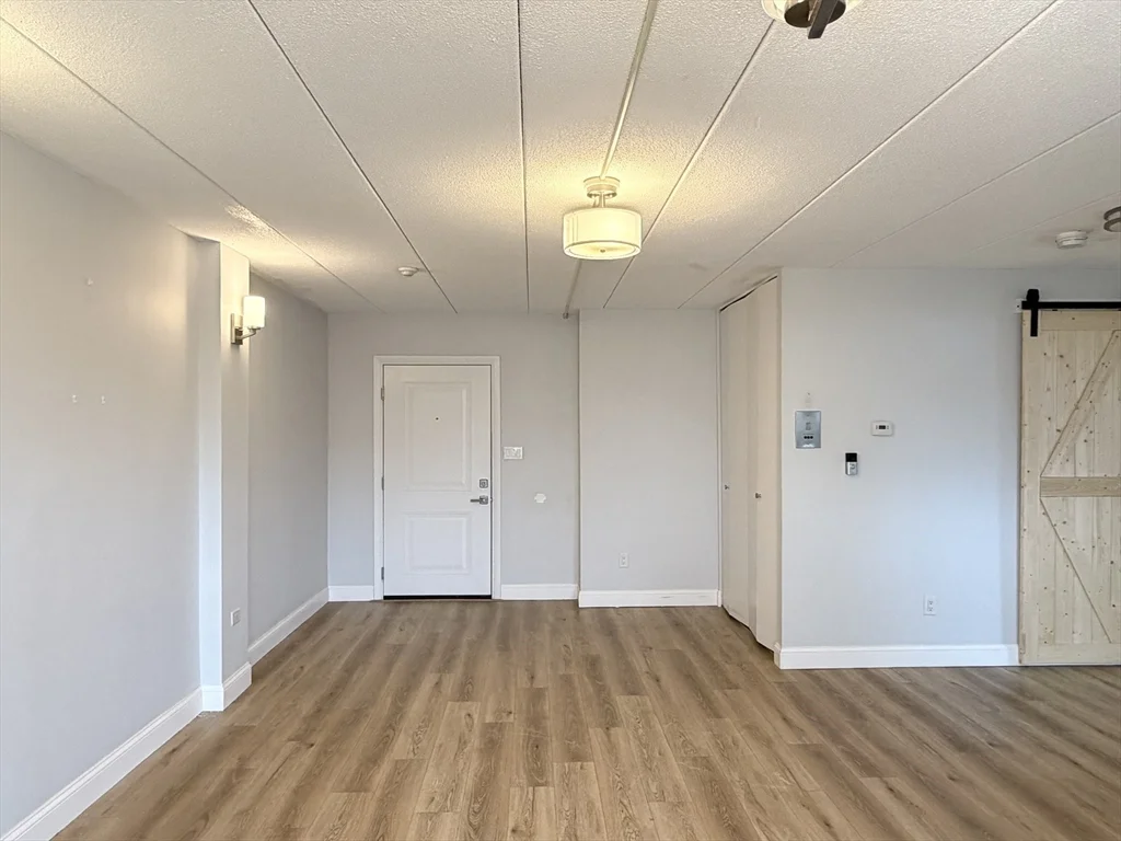 2 bed, 1 bath apartment for rent at 995 Massachusetts Ave Unit 505, Arlington — photo 3 of 38