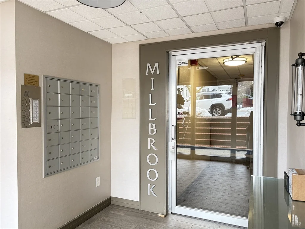 2 bed, 1 bath apartment for rent at 995 Massachusetts Ave Unit 505, Arlington — photo 31 of 38