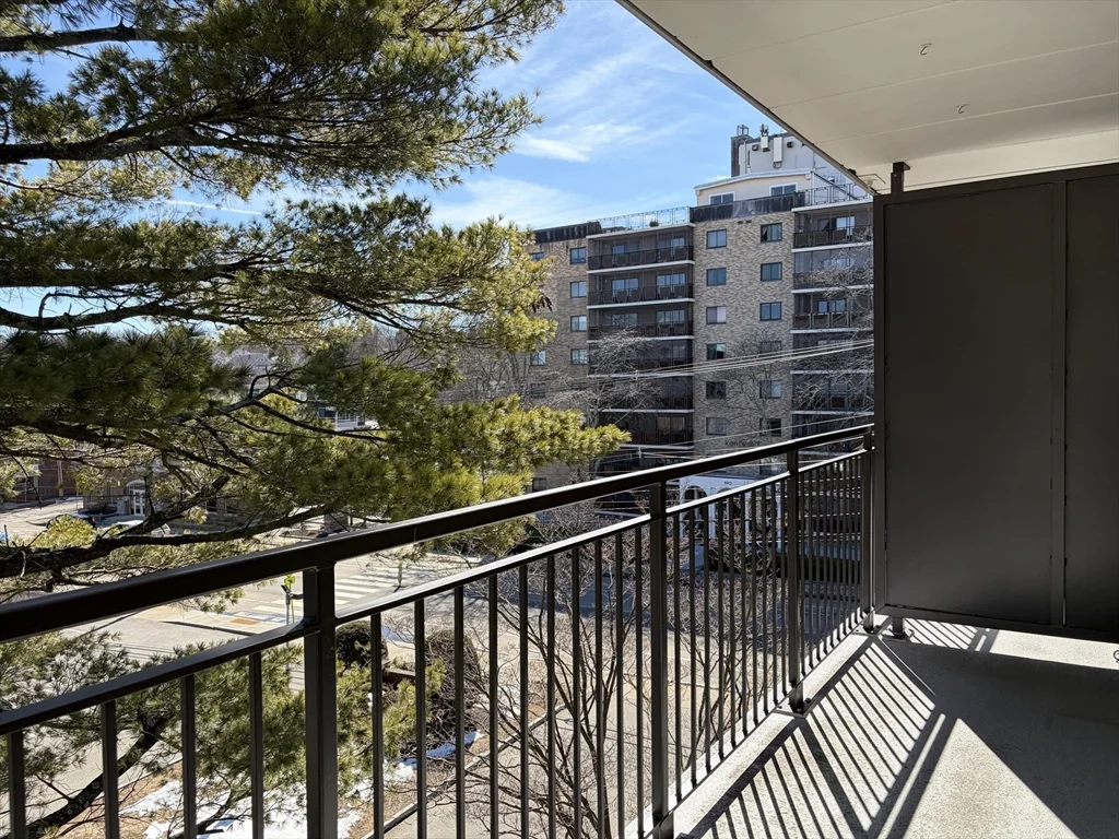 2 bed, 1 bath apartment for rent at 995 Massachusetts Ave Unit 505, Arlington — photo 11 of 38