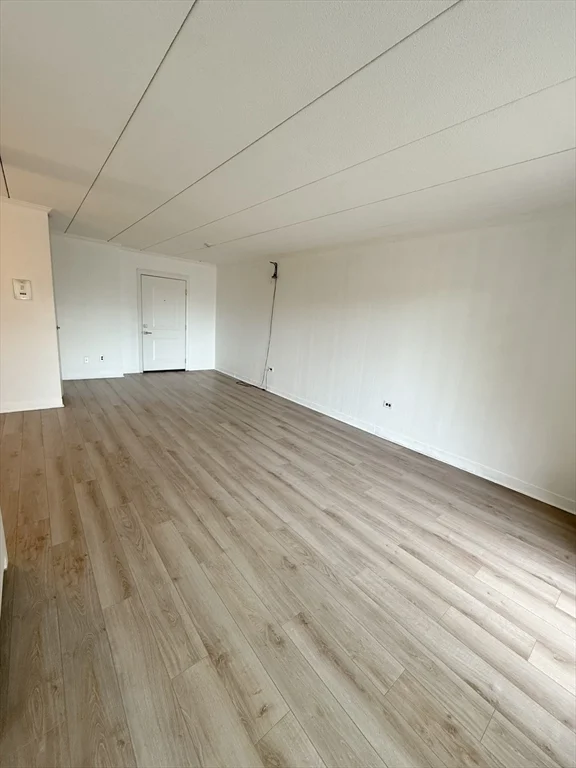 2 bed, 1 bath apartment for rent at 995 Massachusetts Ave Unit 301, Arlington — photo 5 of 9
