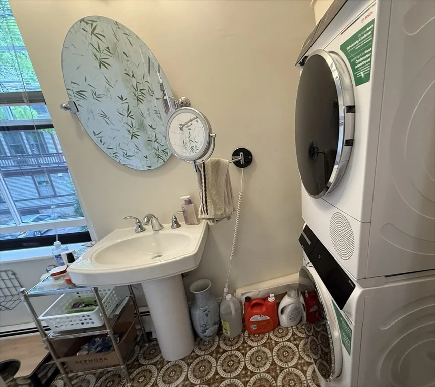 2 bed, 2 bath apartment for rent at 996 Centre St Unit 3, Jamaica Plain — photo 10 of 17