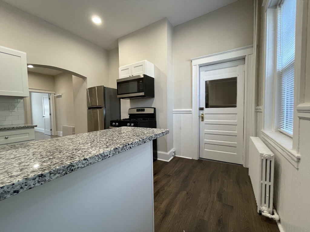 1 bed, 1 bath apartment for rent at 996 Chestnut St Unit 1, Newton Upper Falls — photo 10 of 16