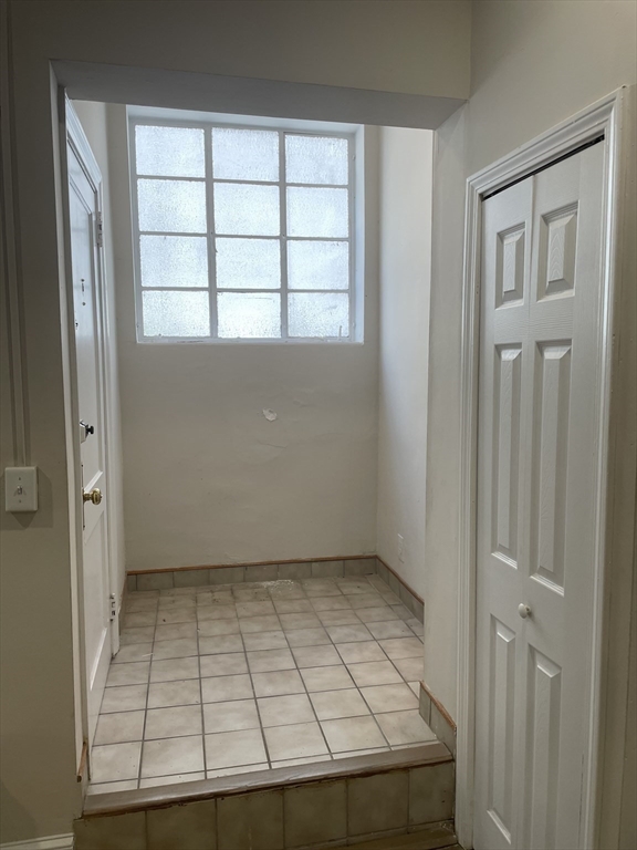 1 bed, 1 bath apartment for rent at 996 Chestnut St Unit 1, Newton Upper Falls — photo 2 of 16