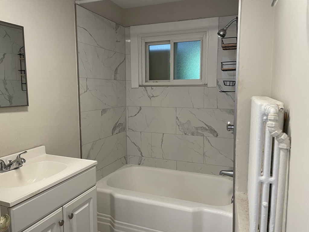 1 bed, 1 bath apartment for rent at 996 Chestnut St Unit 1, Newton Upper Falls — photo 16 of 16